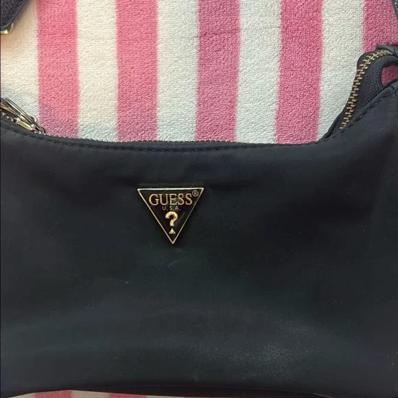 Guess Black Shoulder Bag - Picture 2 of 5